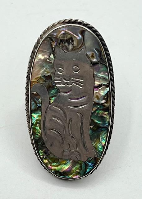 Adorable Sterling Abalone Cat Ring (1 of 11)