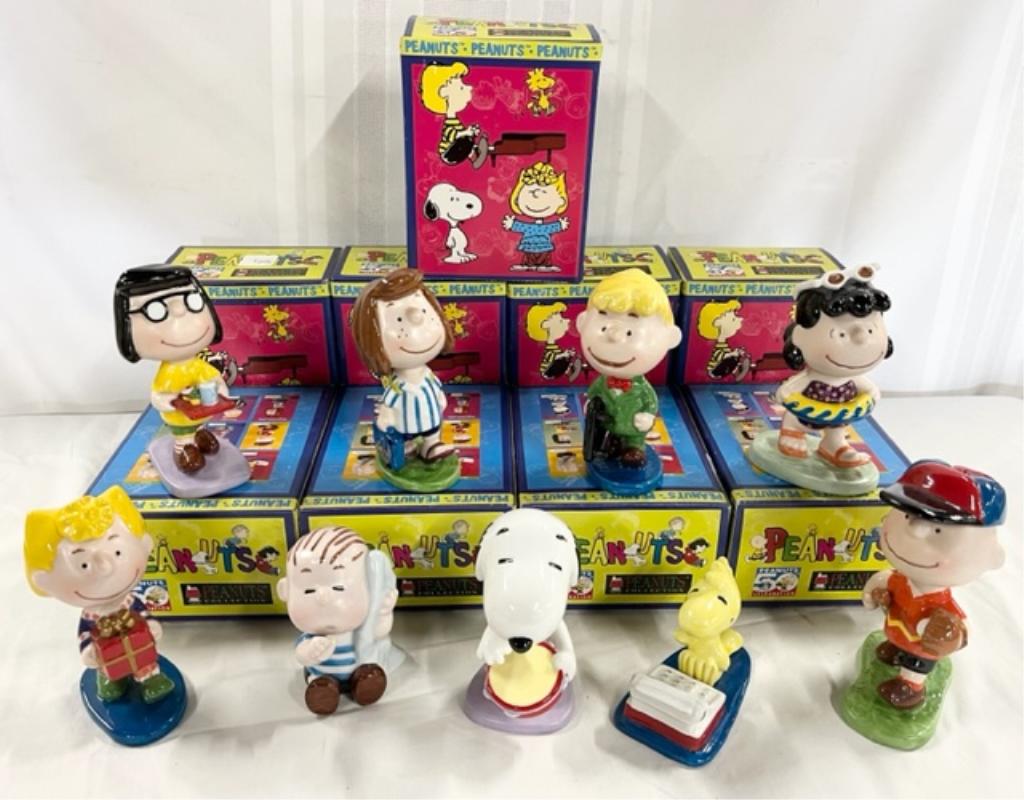 Complete 9 Piece Collection of Peanuts Figurines (1 of 14)