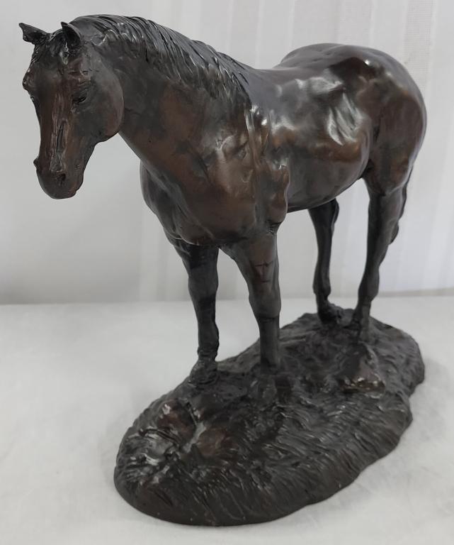 Signed Brian Collins Quarter Horse Sculpture (1 of 8)