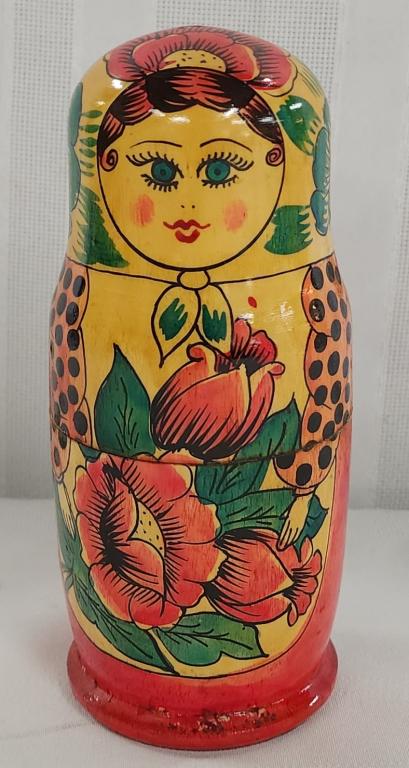 Russian Matryoshka 5 Doll Set (1 of 4)