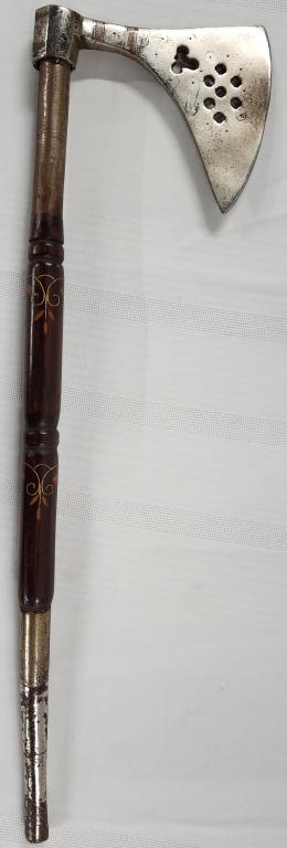 Antique Style Battle Axe (1 of 8)