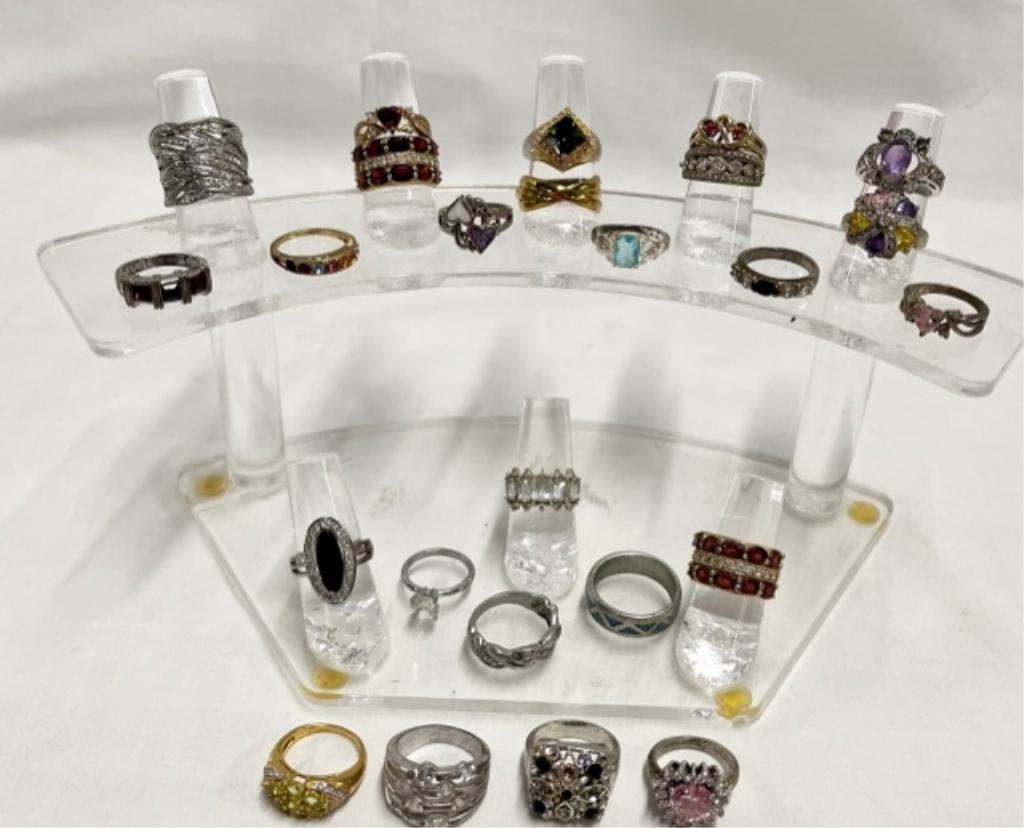 Collection of 25 Assorted Costume Rings (1 of 6)