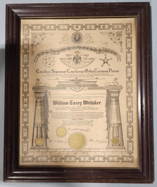 Antique Framed Masonic 33 1920 Certificate: Antique Framed Masonic 33 1920 Certificate. William Whitaker. Concilium Supremum Conciliorum Orbis Parens Translates to Parent Council to the Supreme Council of the World. Approx. 28"H x 22.5"L. Photo