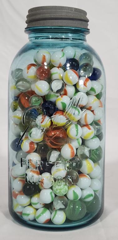 Collection of 380 Marbles in Vintage Mason Jar (1 of 8)