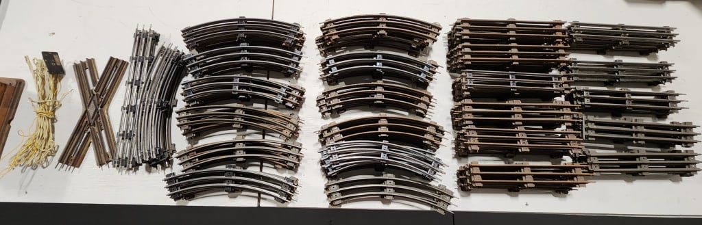 Large Collection of Assorted Metal Train Tracks (1 of 6)