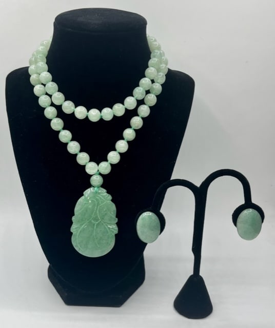 Beaded Jade Necklace w/ Matching Earrings (1 of 10)