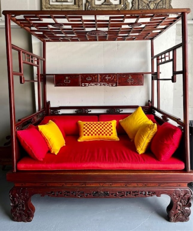 Vintage Chinese Rosewood Wedding/Opium Bed (1 of 13)