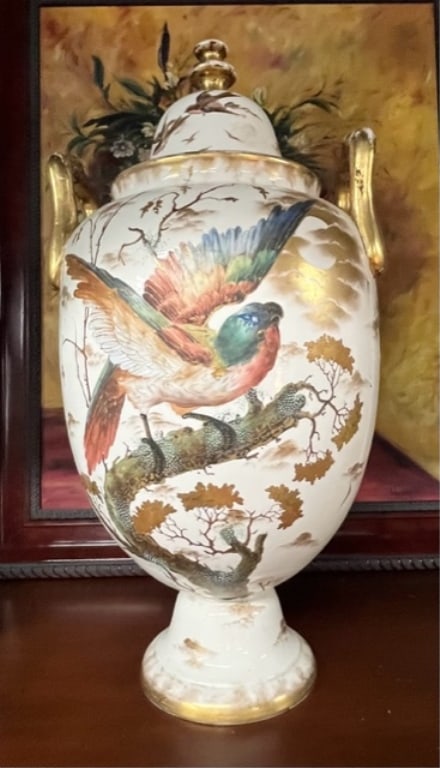 Antique Franz Anton Mehlem Painted Porcelain Urn (1 of 11)