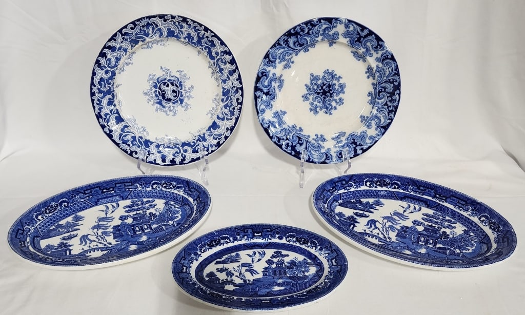 5 Flow Blue Style Plates (1 of 9)