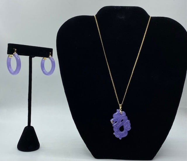 14k Gold & Jade Pendant And Earrings (1 of 7)