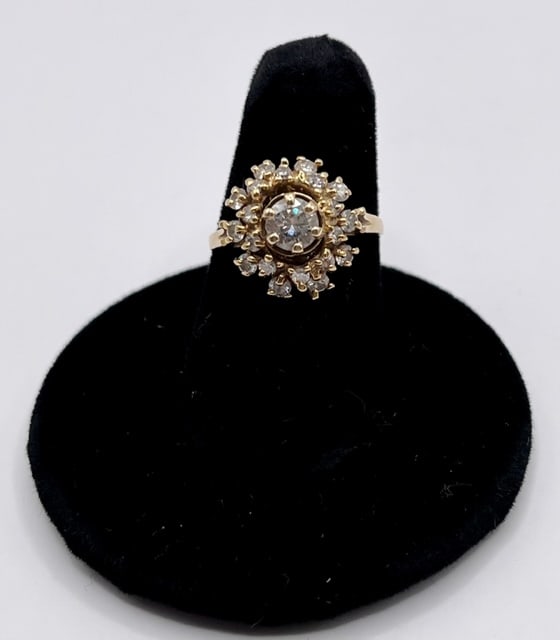 14k Diamond Cluster Ring - 4.0g TW (1 of 8)