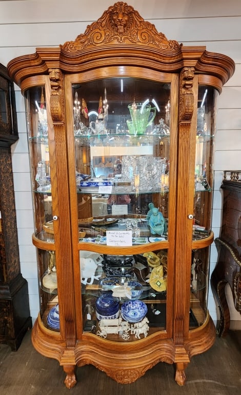 Beautiful Large Oak Bow Front Display Cabinet (1 of 8)