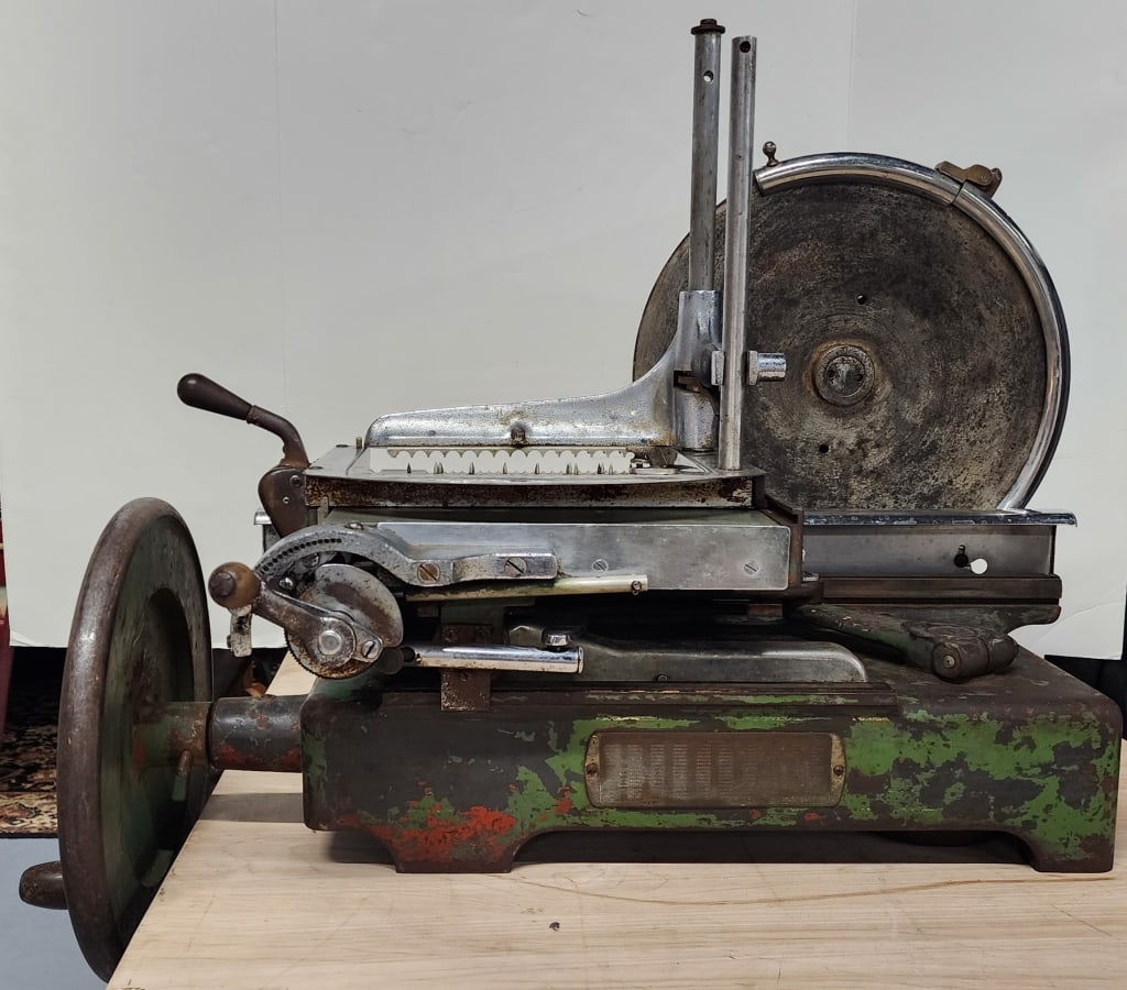 Antique US Hand Crank Slicing Machine (1 of 8)