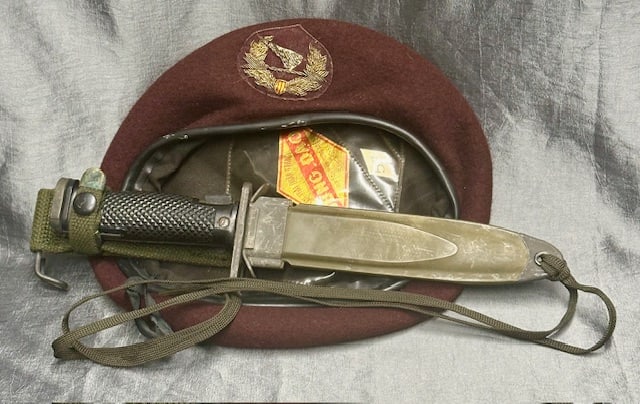 Military M6 Bayonet & Beret (1 of 15)
