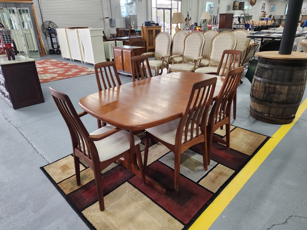 Solid Teak MCM Skovby Dining Table w/ 6 Chairs (1 of 8)