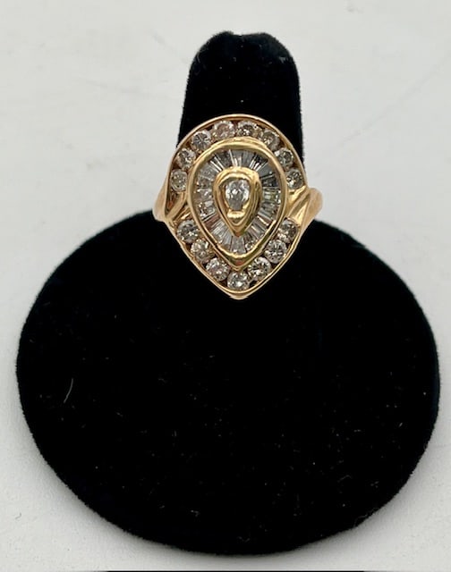 14k Diamond Cluster Ring - 7.1g TW (1 of 10)