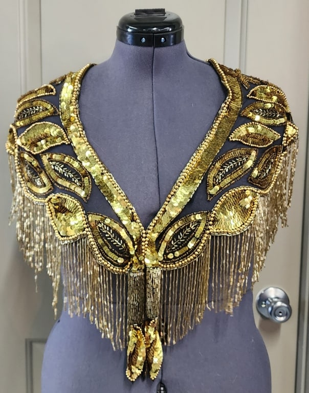 Beautiful Black & Gold Sequin Wrap (1 of 7)