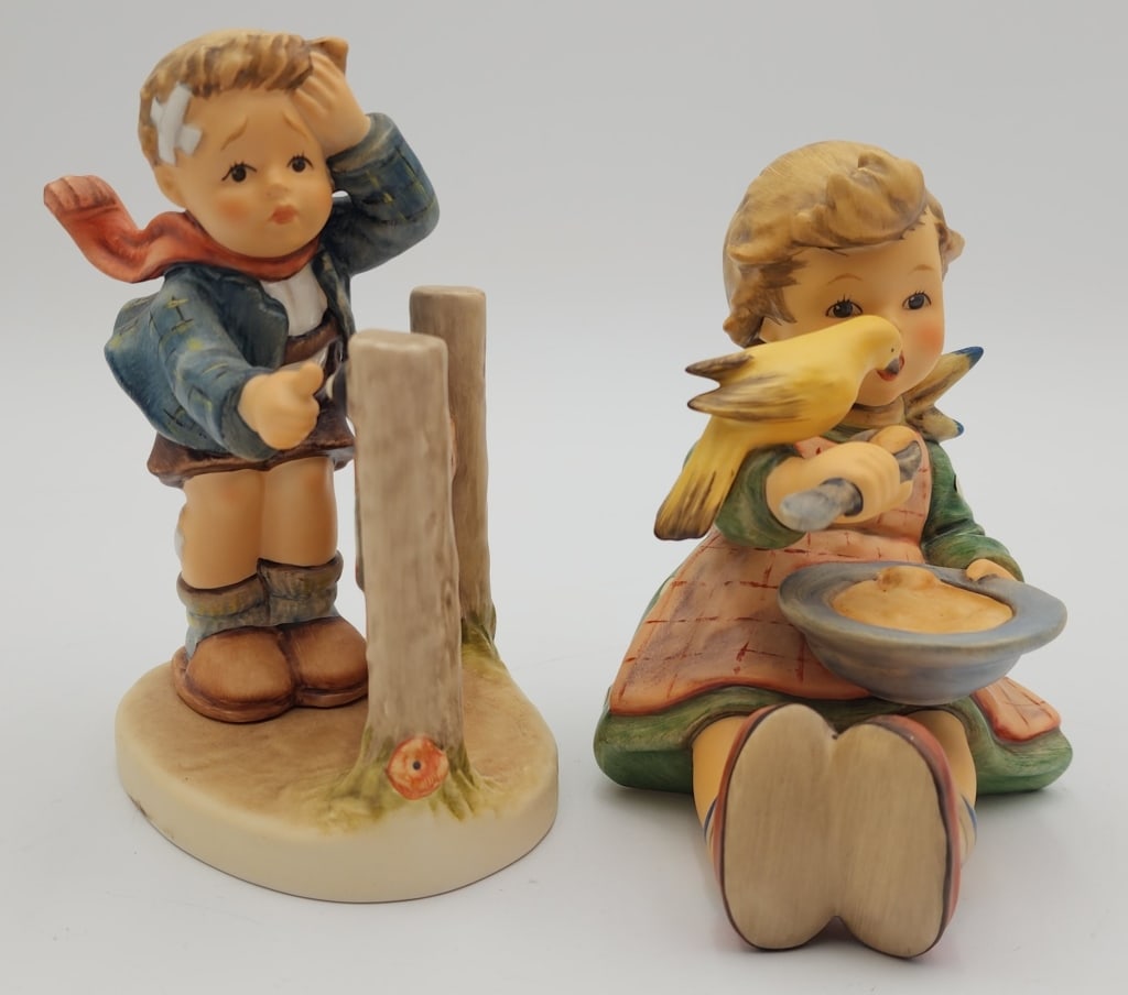 Pair of Goebel Germany Hummels (1 of 9)