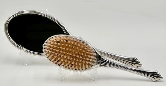Saart Brothers Sterling Vanity Brush & Mirror Set (1 of 13)