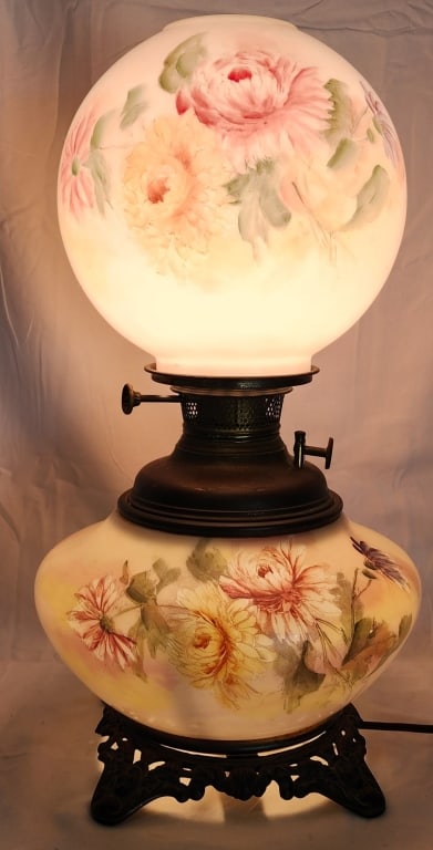 Vintage Hand Painted Gone with the Wind Lamp: Vintage Hand Painted Gone with the Wind Lamp. Electrified Oil Lamp. Dual Lighting. Approx. 19"H. Photos Are Considered Part Of The Description And Condition. 801-245.