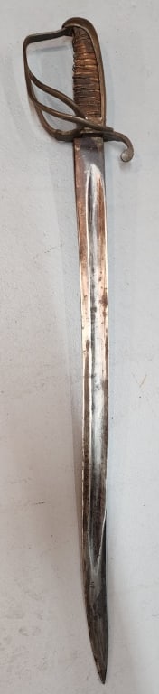 Vintage Calvary Short Sword (1 of 8)