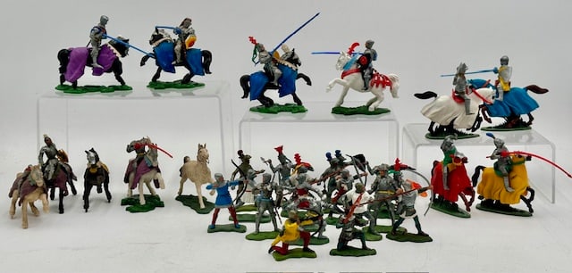 Britains Ltd. & Swoppet Knights (1 of 19)