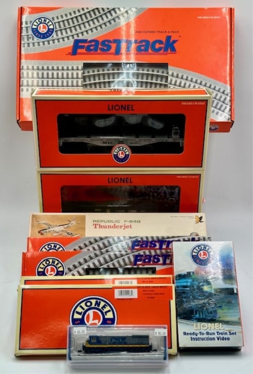 10pc Lionel Train Collection (1 of 19)
