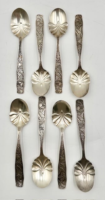 Set of 8 Towle Sterling Ice Cream Spoons - 5.3OZ (1 of 7)