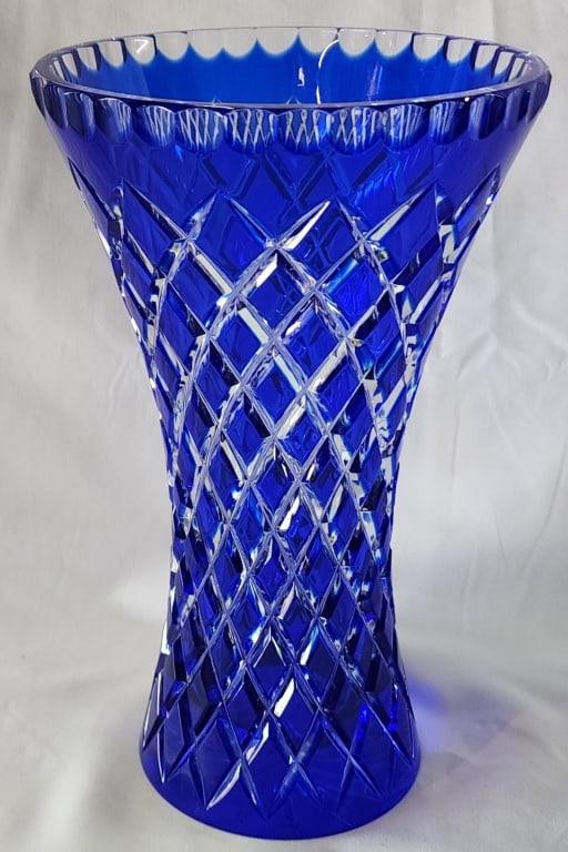 Beautiful Royal Hapsburg Vase (1 of 7)