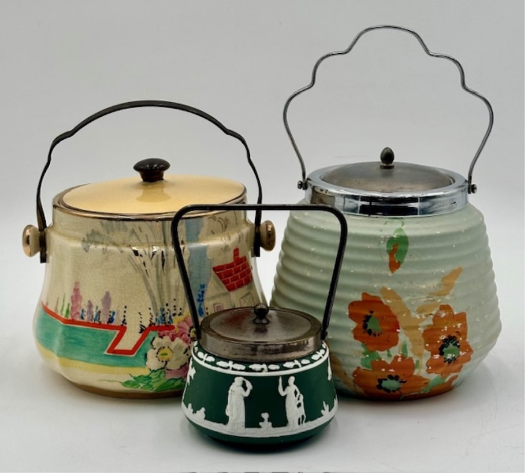 Assorted Biscuit Jars (1 of 17)