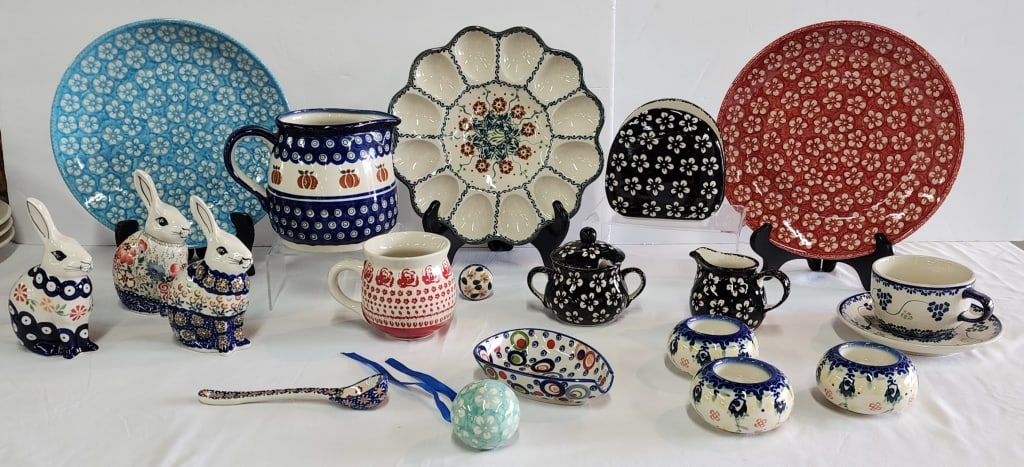 Unikat Polished Pottery (20) Assorted Collectibles (1 of 11)