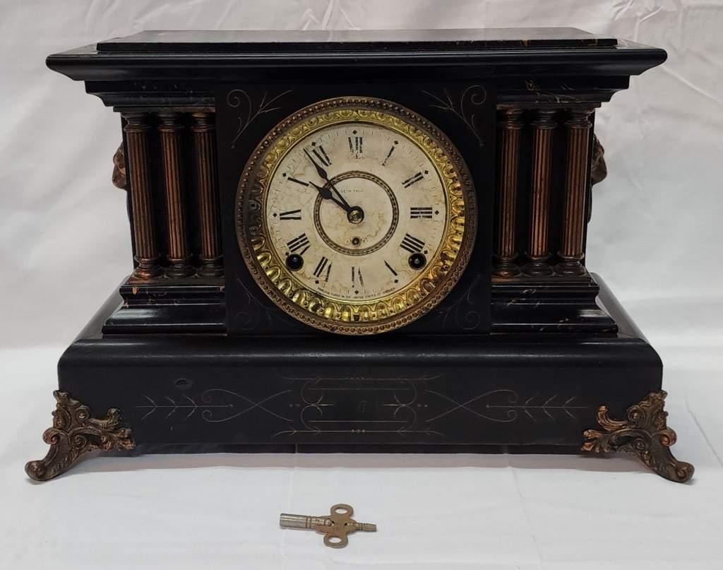 Vintage Seth Thomas Adamantine Mantle Clock (1 of 11)