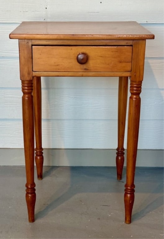 Vintage Single Drawer Side Table (1 of 8)