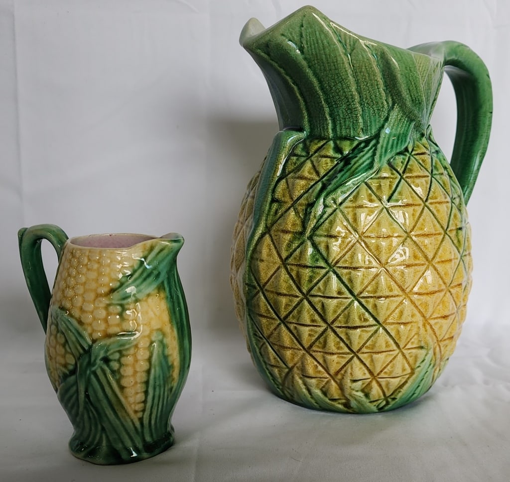 Vintage Maiolica Pineapple And Corn Pitchers: Vintage Maiolica Pineapple And Corn Pitchers. Large: 8"h. Small: 4"h. These Photos Are Considered Part Of The Description And Condition.