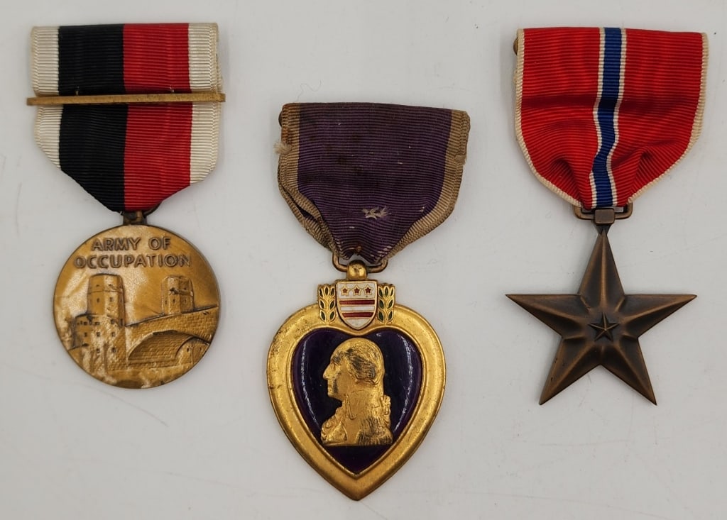 3 Vintage Military Medals (1 of 11)
