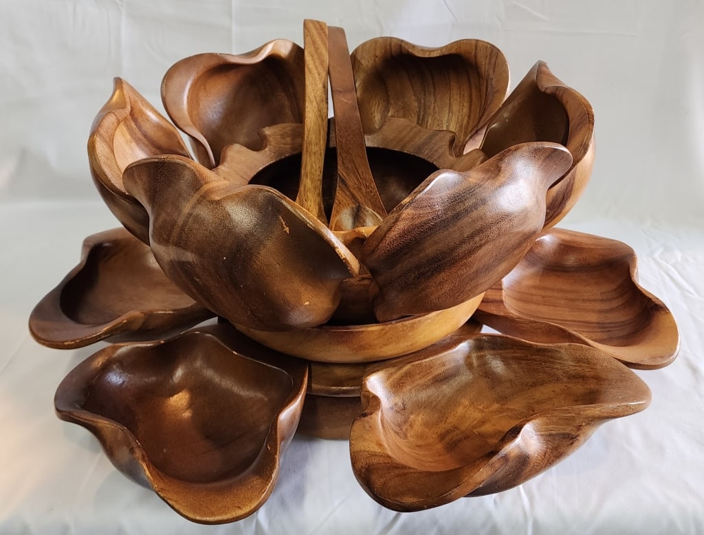 Vtg. Monkey Pod Lotus Flower Acacia Bowl Set (1 of 9)