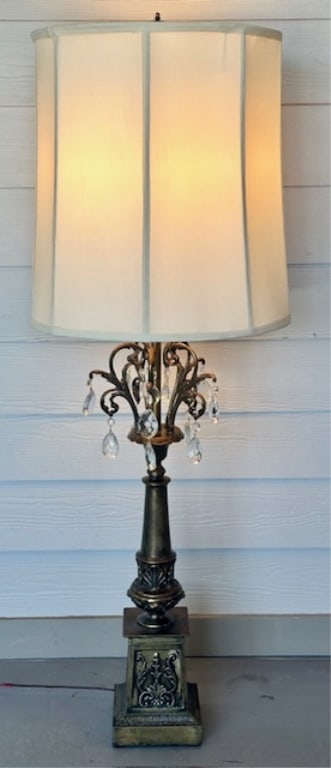 Rembrandt Regency Hollywood Style Lamp (1 of 13)