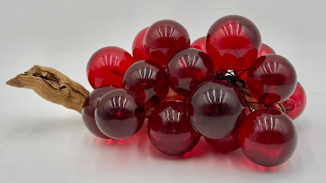 Vintage MCM Driftwood Lucite Grape Clsuter (1 of 8)