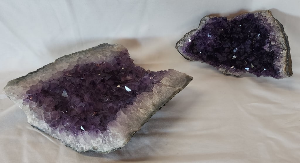 2 Beautiful Amethyst Geodes (1 of 5)