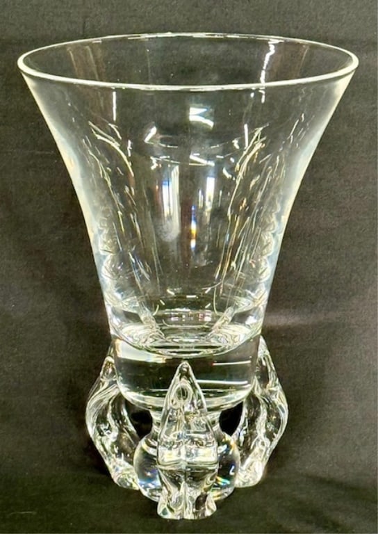 Beautiful 9" Steuben Crystal Glass Vase (1 of 8)