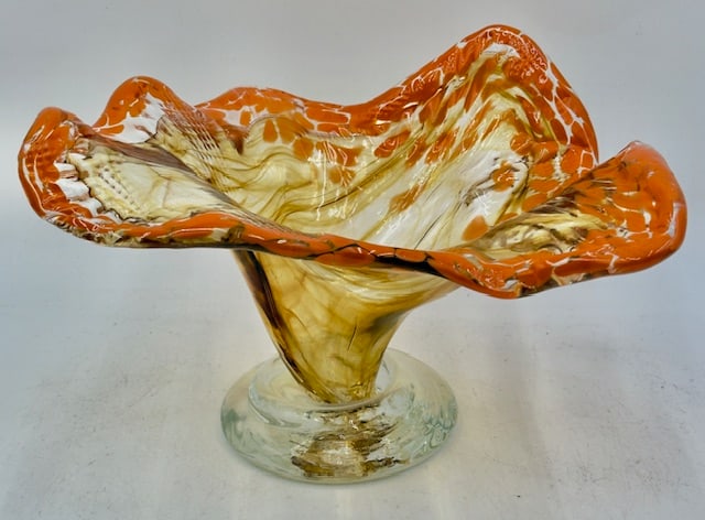 Beautiful Murano Style Hand Blown Art Glass Bowl (1 of 10)