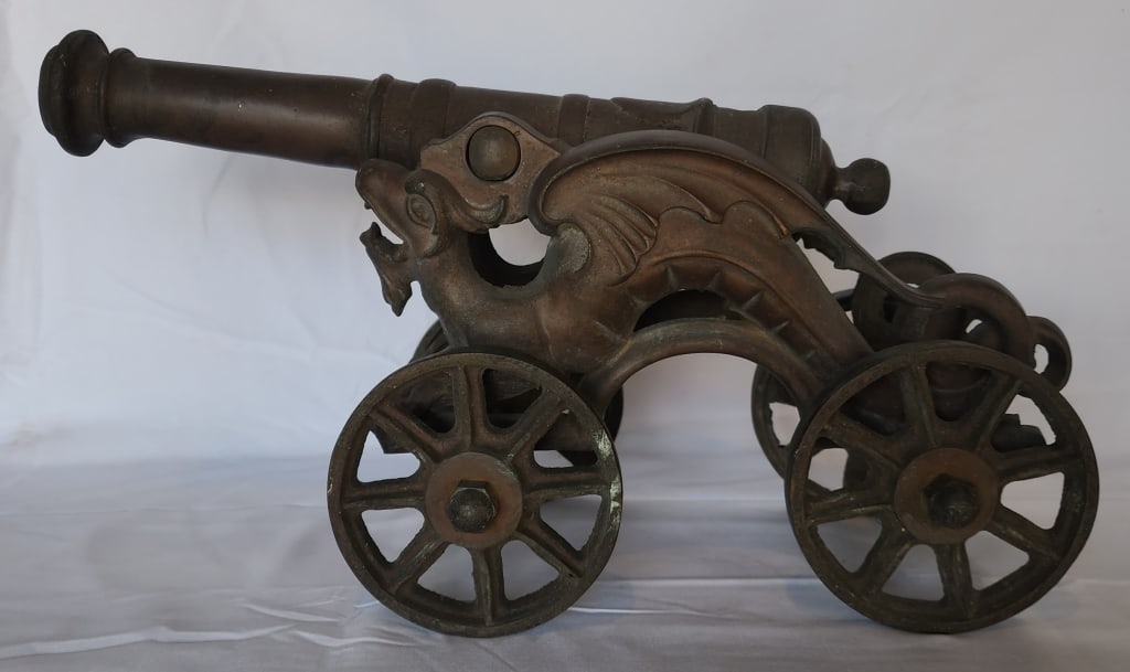 Vintage Bronze? Starter Cannon (1 of 7)