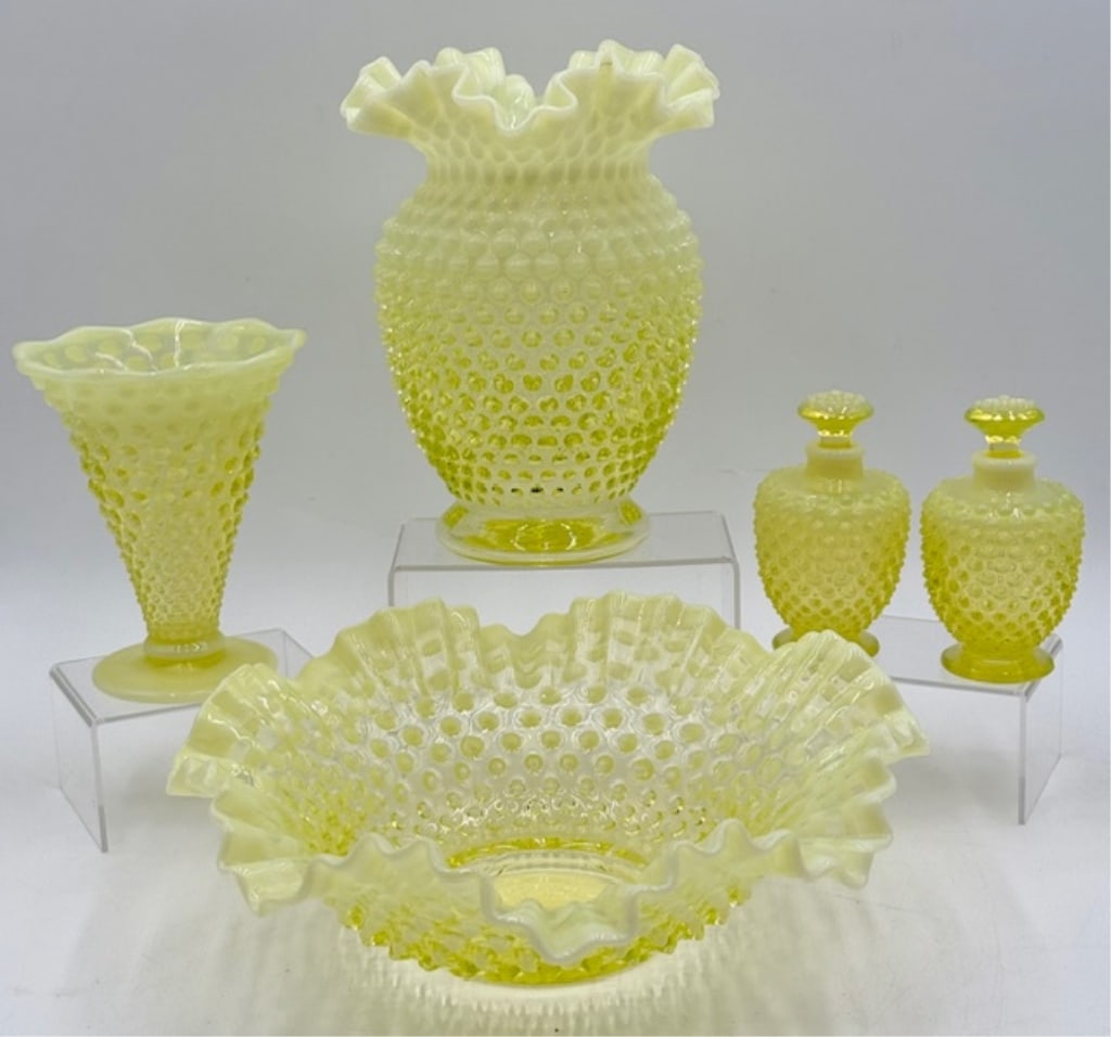 Vintage 5pc Hobnail Uranium Glass Collectibles (1 of 17)