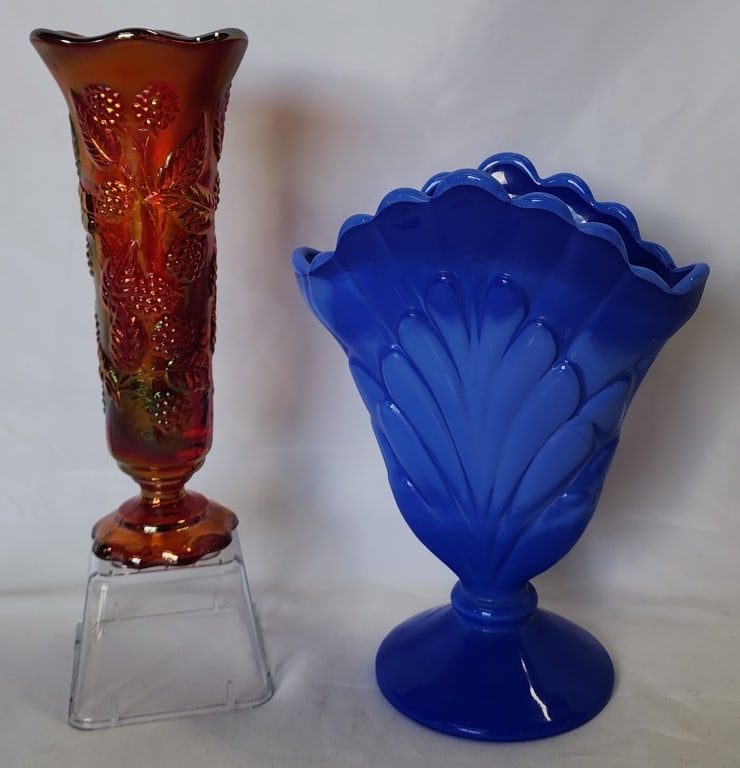 Pair Beautiful Fenton Art Glass Vases (1 of 11)