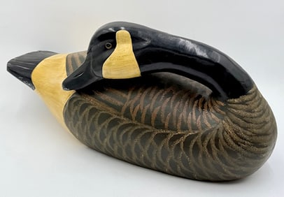 Wooden Hand Carved & Painted Canadian Goose Decoy