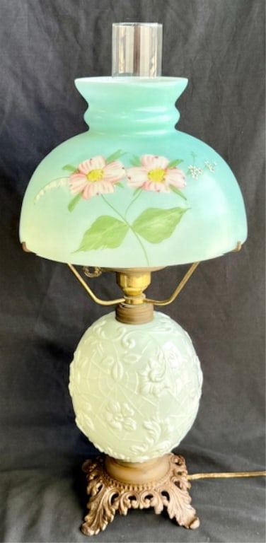 Vintage Hand Painted Hurricane Table Lamp (1 of 16)
