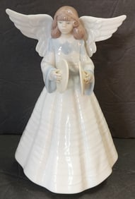 Lladro Angel With Cymbals Tree Topper