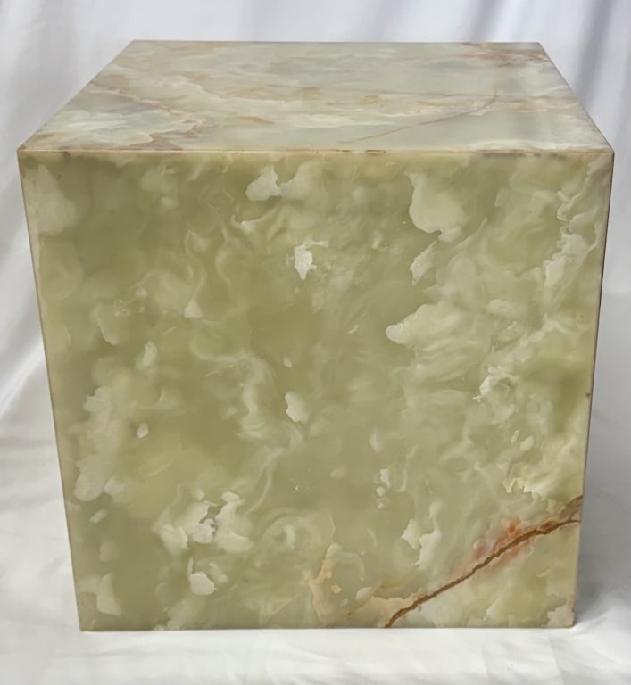 Beautiful Square Green Onyx Pedestal (1 of 9)