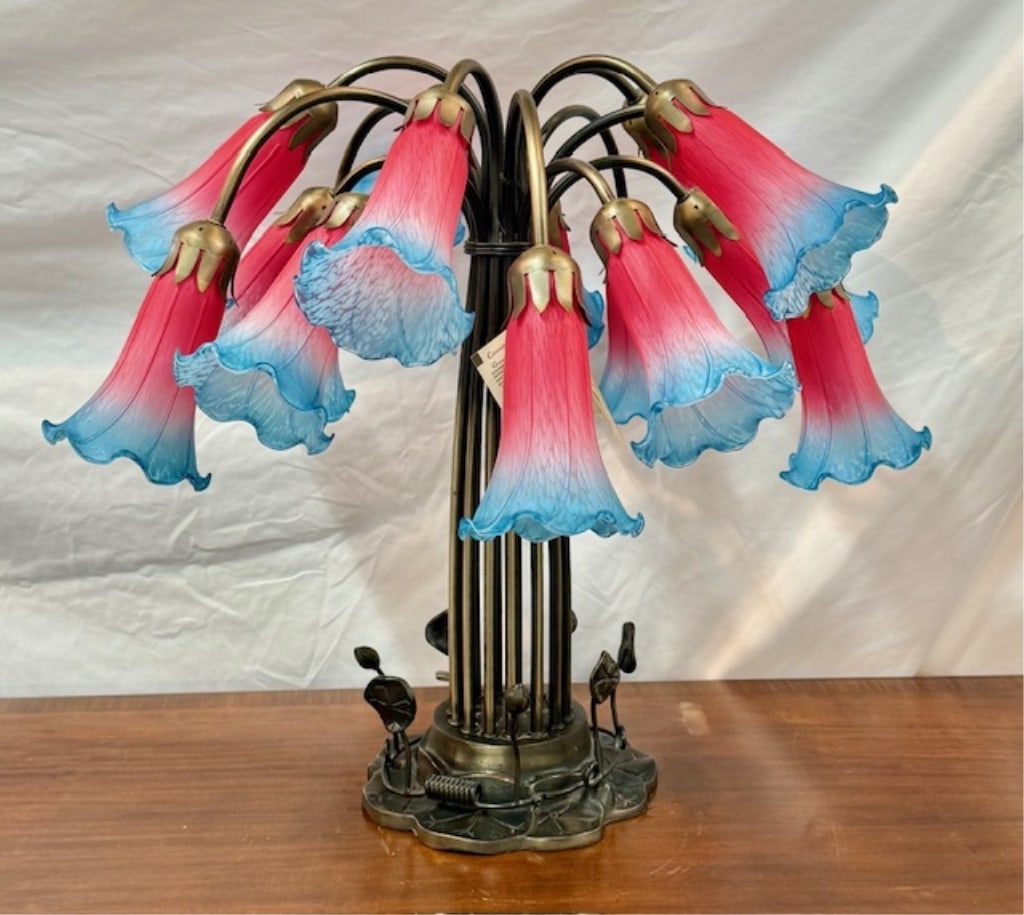 Beautiful Dale Tiffany Pond Lily Table Lamp (1 of 10)