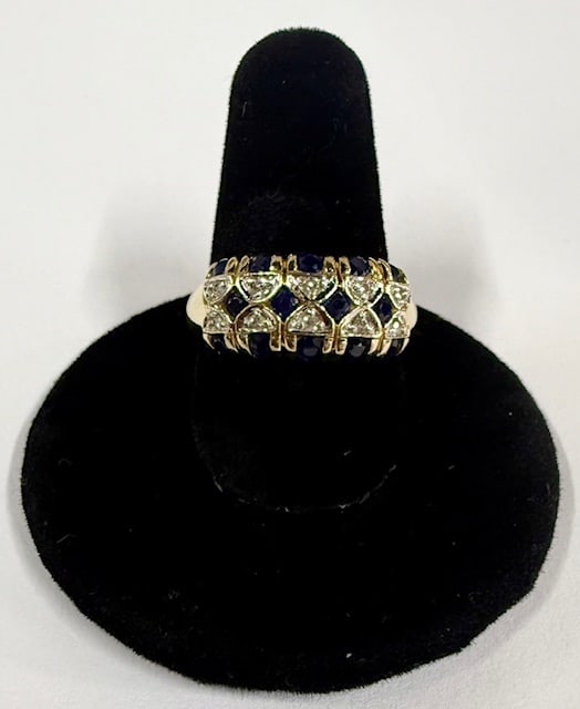 Beautiful 14K Diamond & Sapphire Ring - 5.5g TW (1 of 10)